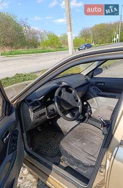 Хэтчбек Geely MR 2008 в 