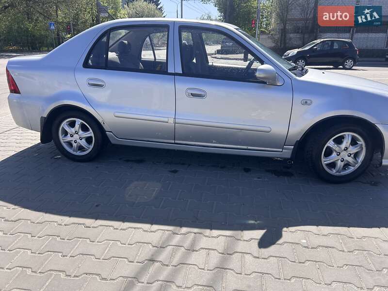 Хэтчбек Geely MR 2008 в Житомире