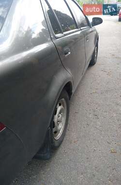 Седан Geely MR 2012 в 