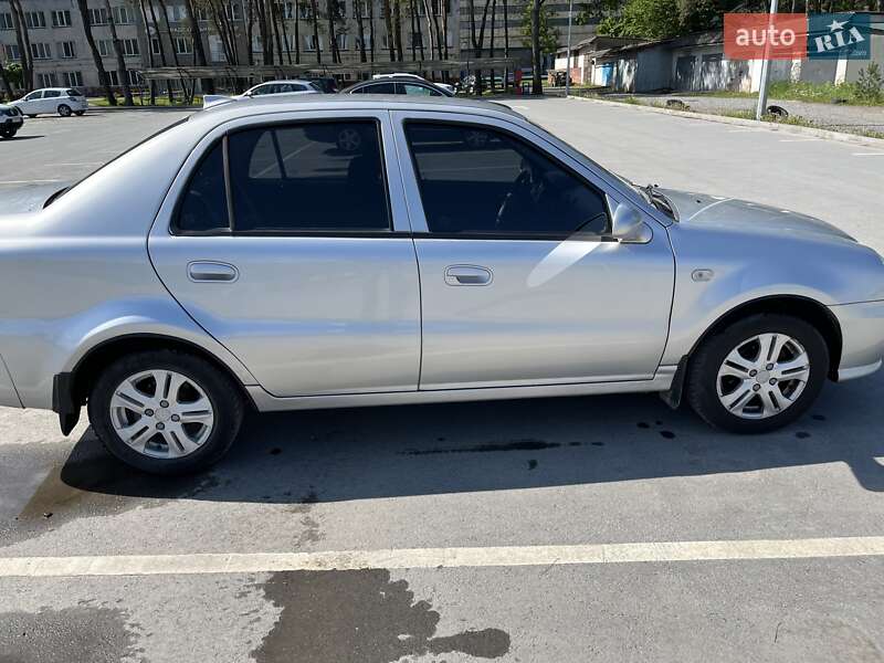 Седан Geely MR 2013 в Радехове фото 6 Седан Geely MR 2013 в Радехове