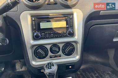 Хэтчбек Geely MR 2009 в 