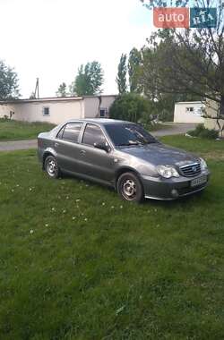 Седан Geely MR 2012 в 