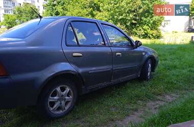 Хетчбек Geely MR 2007 в 