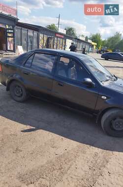 Седан Geely MR 2011 в 
