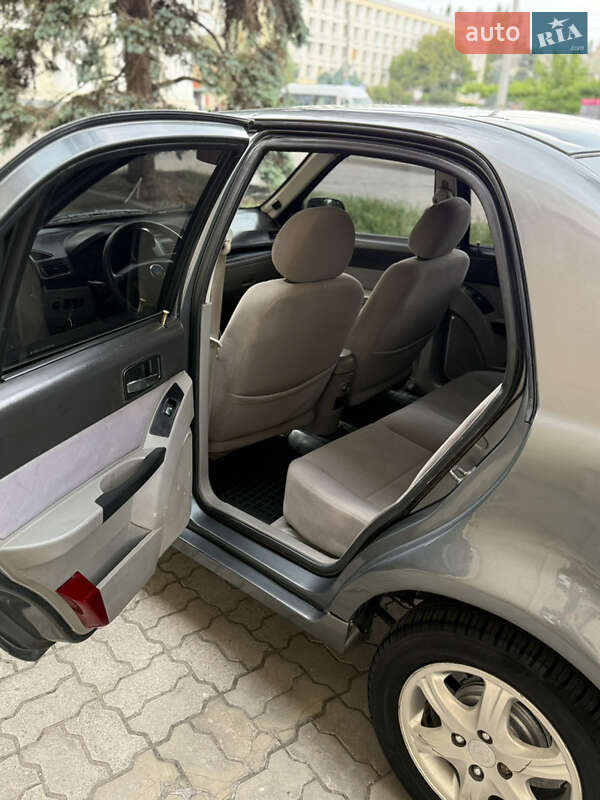 Хэтчбек Geely MR 2007 в Запорожье фото 5 Хэтчбек Geely MR 2007 в Запорожье