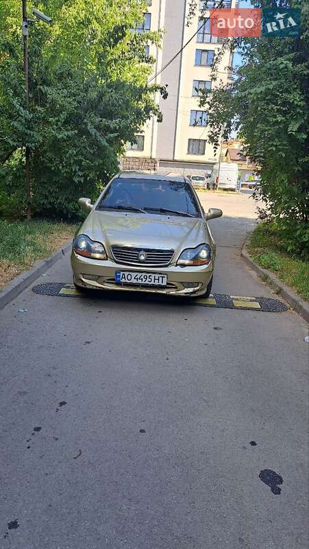Хэтчбек Geely MR 2008 в Ужгороде