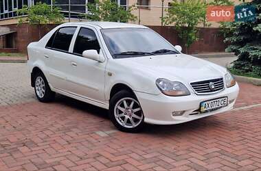 Хэтчбек Geely MR 2009 в 
