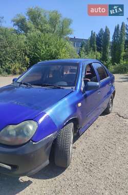 Хэтчбек Geely MR 2008 в 