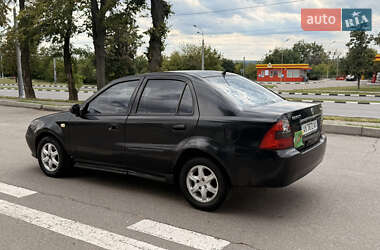 Хетчбек Geely MR 2007 в 