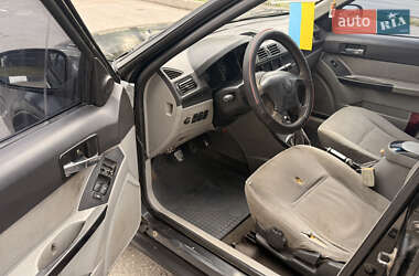 Хетчбек Geely MR 2007 в 