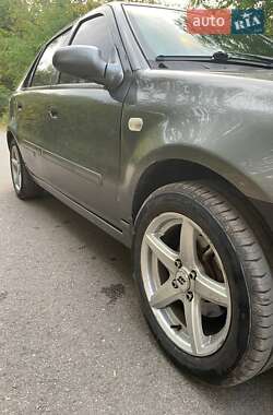 Хетчбек Geely MR 2008 в 