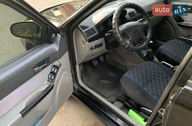 Хэтчбек Geely MR 2008 в 