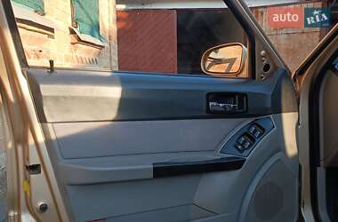 Хэтчбек Geely MR 2008 в 