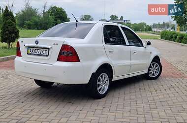 Хетчбек Geely MR 2009 в 