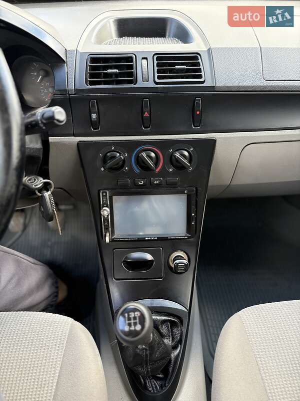 Хетчбек Geely MR 2007 в Кривому Розі