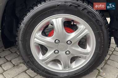 Седан Geely MR 2011 в 