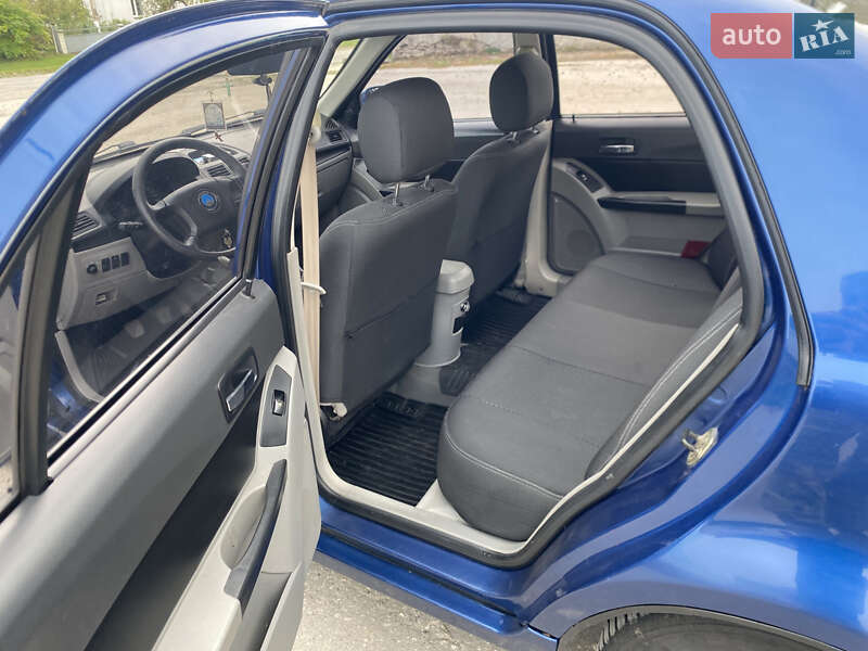 Хэтчбек Geely MR 2008 в Шумске