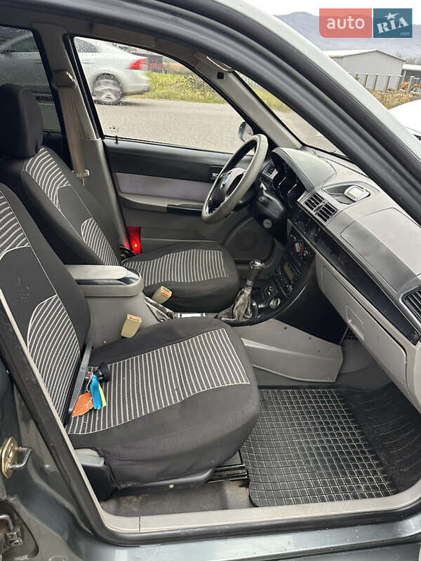 Хетчбек Geely MR 2008 в Бедевлі фото 12 Хетчбек Geely MR 2008 в Бедевлі