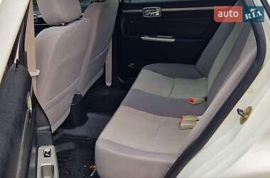 Хэтчбек Geely MR 2009 в  фото 18 Хэтчбек Geely MR 2009 в