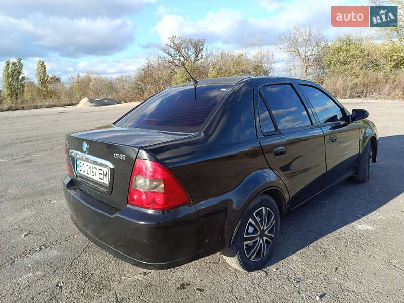 Седан Geely MR 2011 в Лановцах