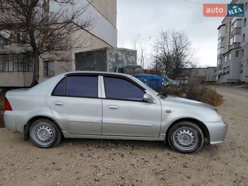 Хэтчбек Geely MR 2008 в Подволочиске