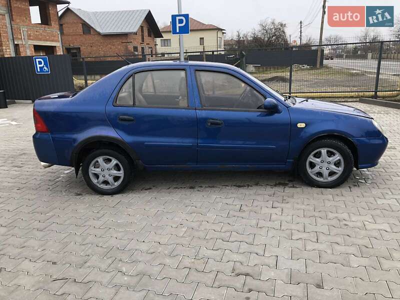 Хэтчбек Geely MR 2008 в Черновцах