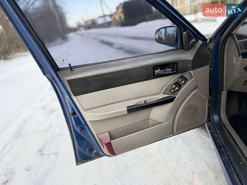 Седан Geely MR 2008 в Луцке