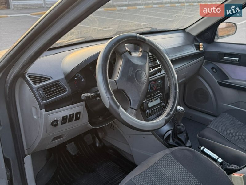 Хетчбек Geely MR 2007 в Києві фото 12 Хетчбек Geely MR 2007 в Києві