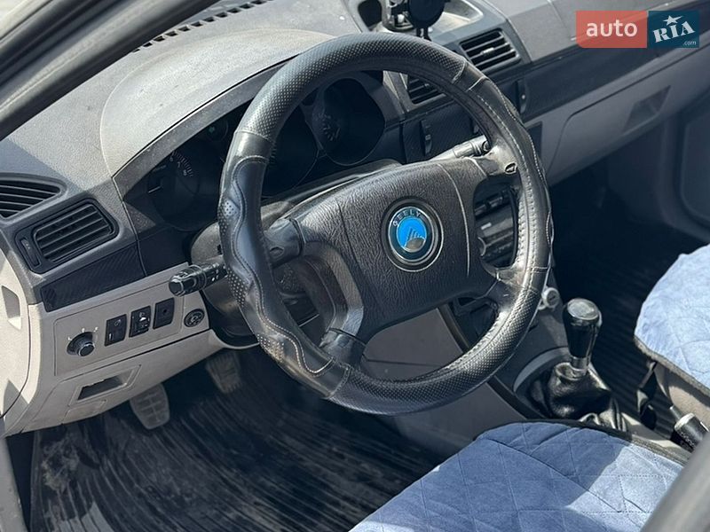 Хэтчбек Geely MR 2008 в Николаеве
