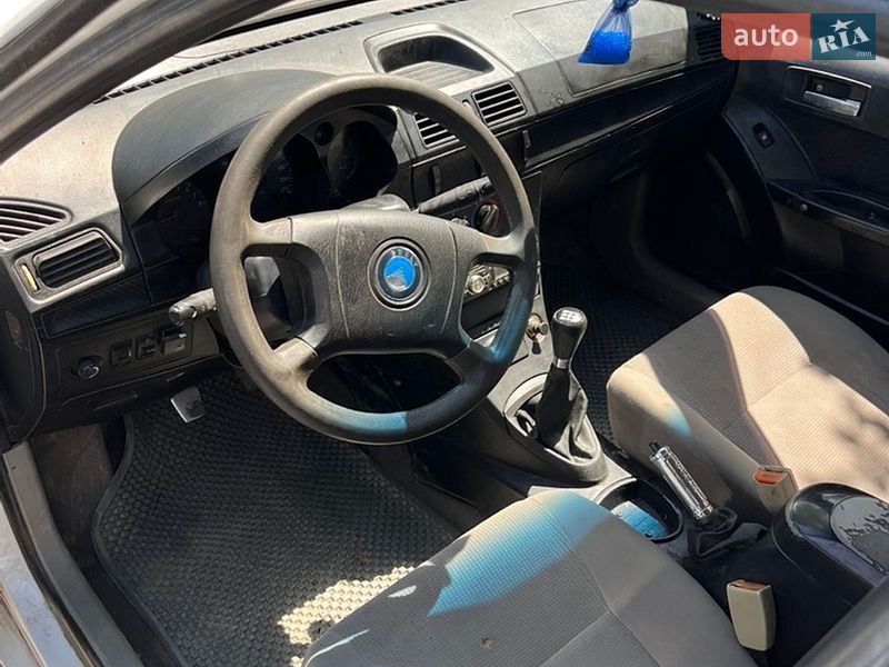 Хэтчбек Geely MR 2007 в Каменец-Подольском
