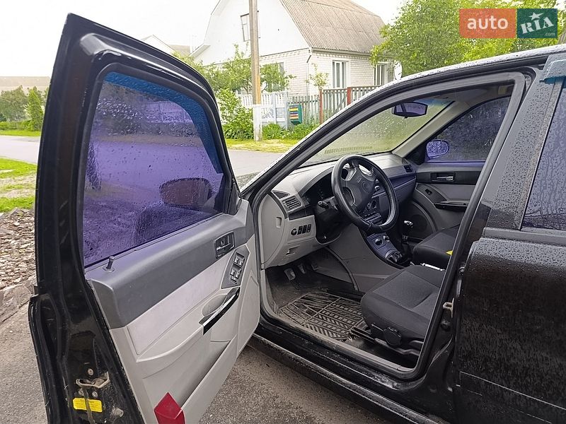 Хетчбек Geely MR 2008 в Мені фото 12 Хетчбек Geely MR 2008 в Мені