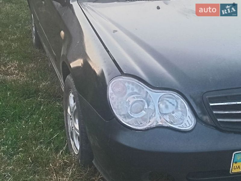 Хетчбек Geely MR 2009 в Житомирі фото 3 Хетчбек Geely MR 2009 в Житомирі