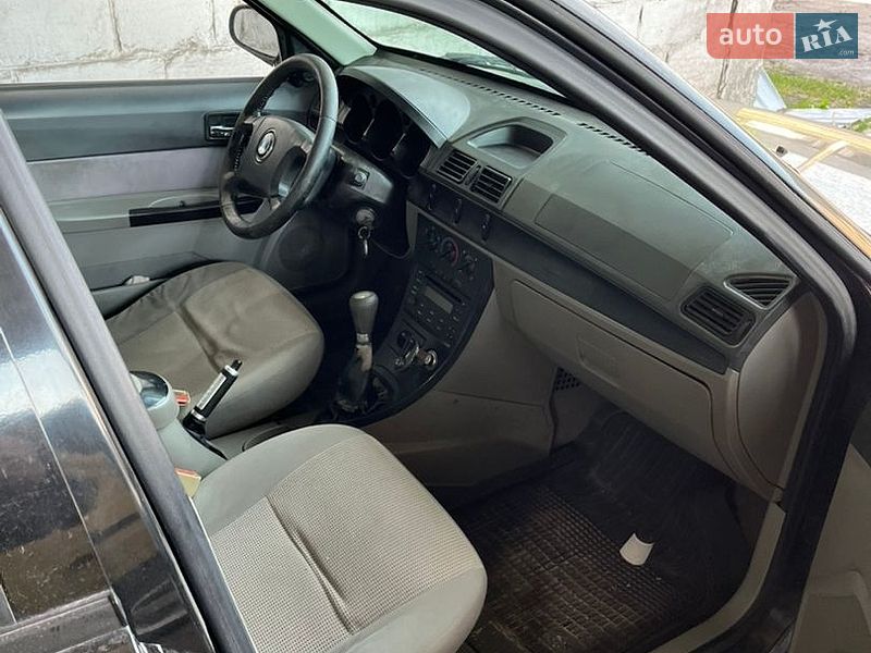 Хетчбек Geely MR 2008 в Кам'янському