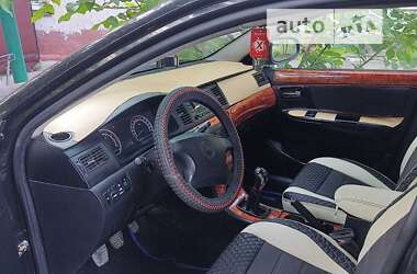 Седан Geely SL 2013 в 