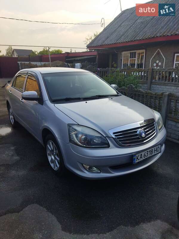 Седан Geely SL 2011 в Бабинцам