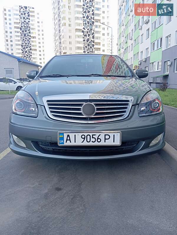 Седан Geely SL 2011 в 