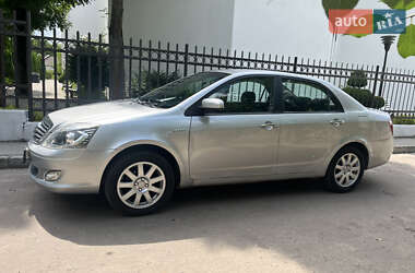 Седан Geely SL 2013 в 