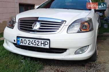 Geely SL 2013