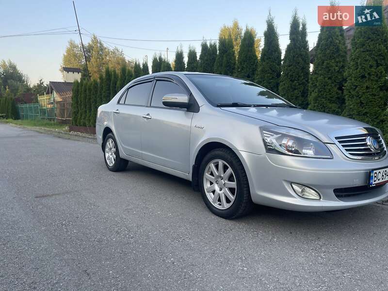 Седан Geely SL 2011 в Стрию