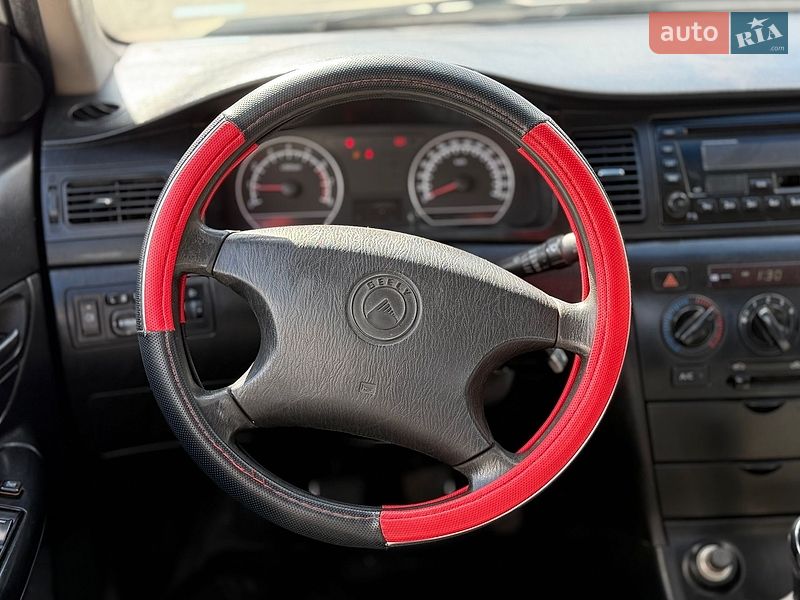 Седан Geely SL 2012 в Шептицькому
