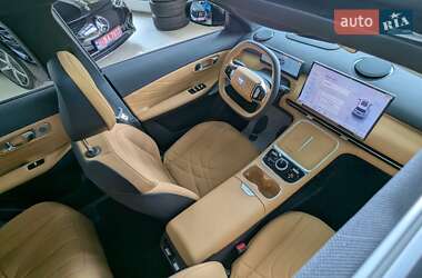 Внедорожник / Кроссовер Geely Starship 7 2025 в 