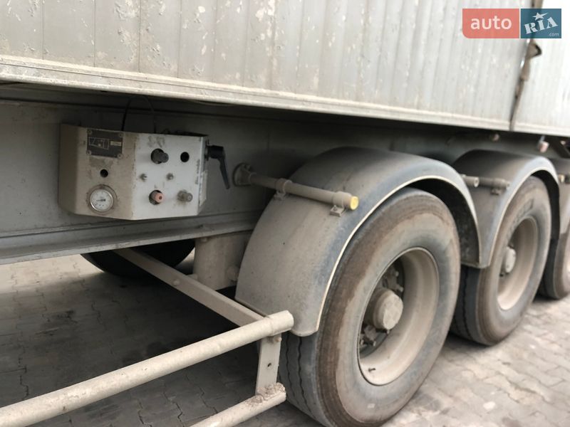 Зерновоз - напівпричіп General Trailers GT Optiliner 2001 в Львові