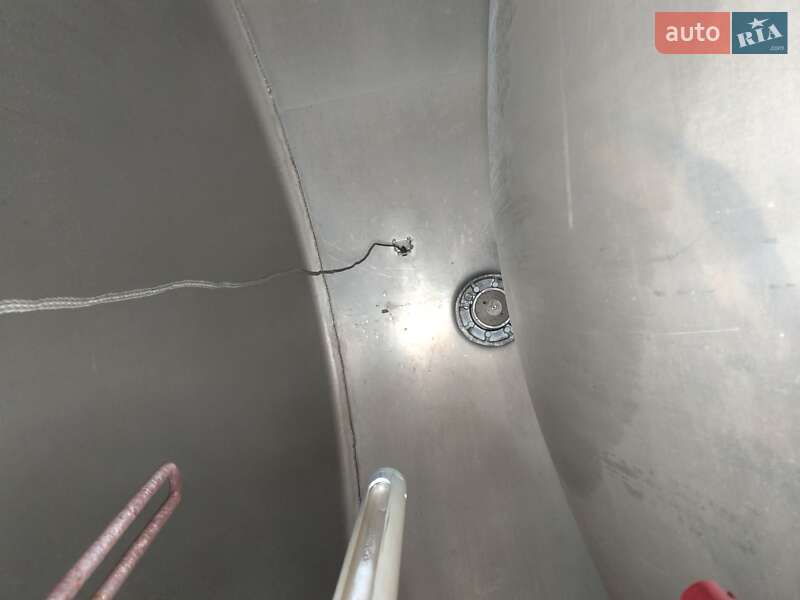 Цистерна напівпричіп General Trailers SYY 2003 в Луцьку