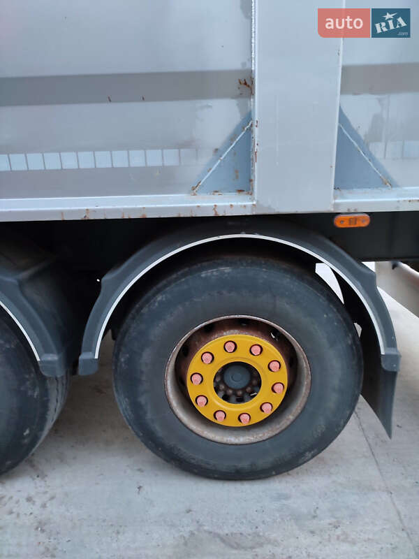 Зерновоз - полуприцеп General Trailers TF 2004 в Черновцах фото 11 Зерновоз - полуприцеп General Trailers TF 2004 в Черновцах