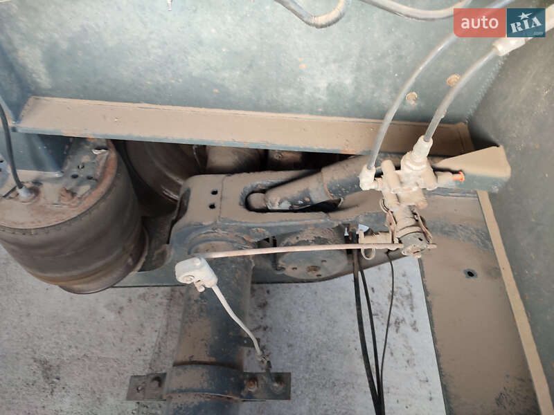 Зерновоз - полуприцеп General Trailers TF 2004 в Черновцах фото 29 Зерновоз - полуприцеп General Trailers TF 2004 в Черновцах