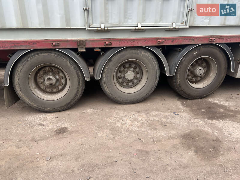 Зерновоз - полуприцеп General Trailers Trailers 2001 в Кривом Роге