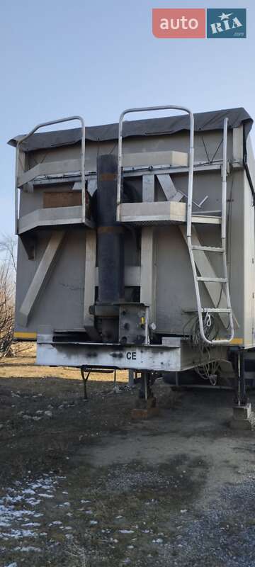 Зерновоз - полуприцеп General Trailers Trailers 2003 в Збараже