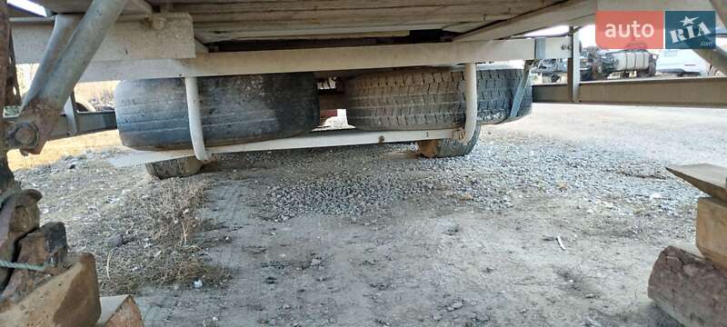 Зерновоз - полуприцеп General Trailers Trailers 2003 в Збараже