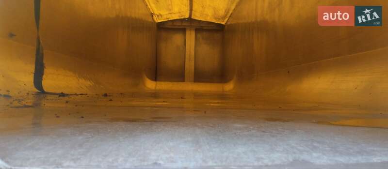 Самоскид напівпричіп General Trailers Trailers 2002 в Бучачі