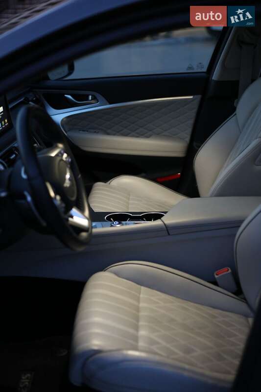 Седан Genesis G70 2019 в Києві